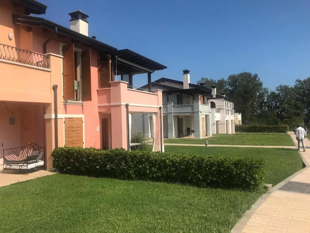 Luxury Apartments The Poet In Residence With Pool Manerba del Garda 0*,