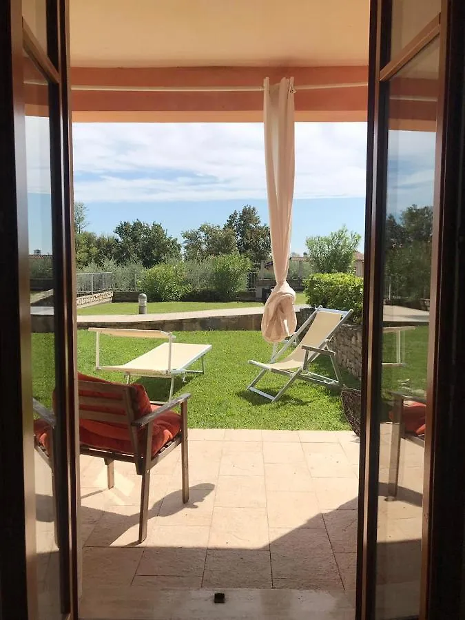 Luxury Apartments The Poet In Residence With Pool Manerba del Garda