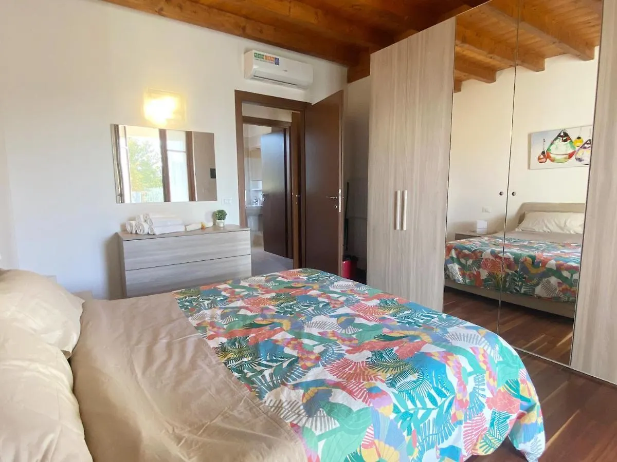 Luxury Apartments The Poet In Residence With Pool Manerba del Garda Italy