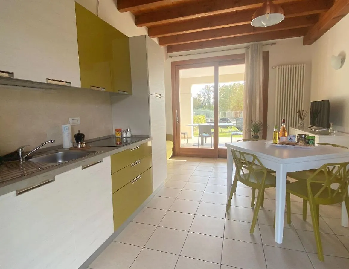 Luxury Apartments The Poet In Residence With Pool Manerba del Garda 0*,