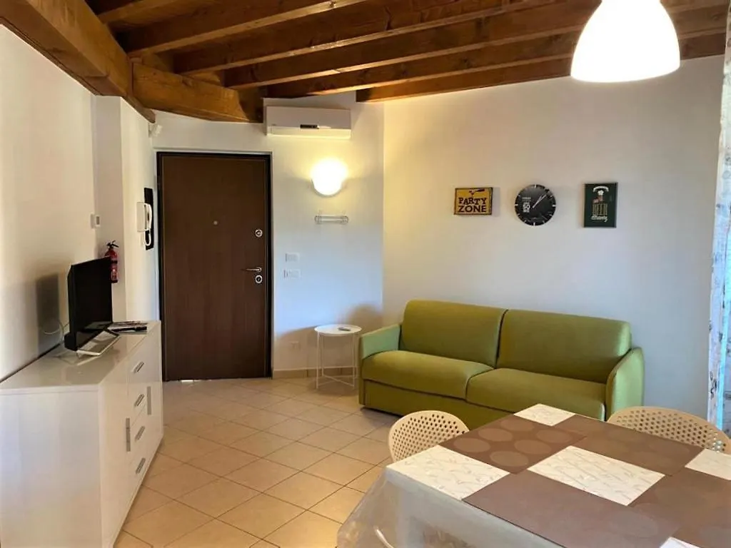Luxury Apartments The Poet In Residence With Pool Manerba del Garda 0*,