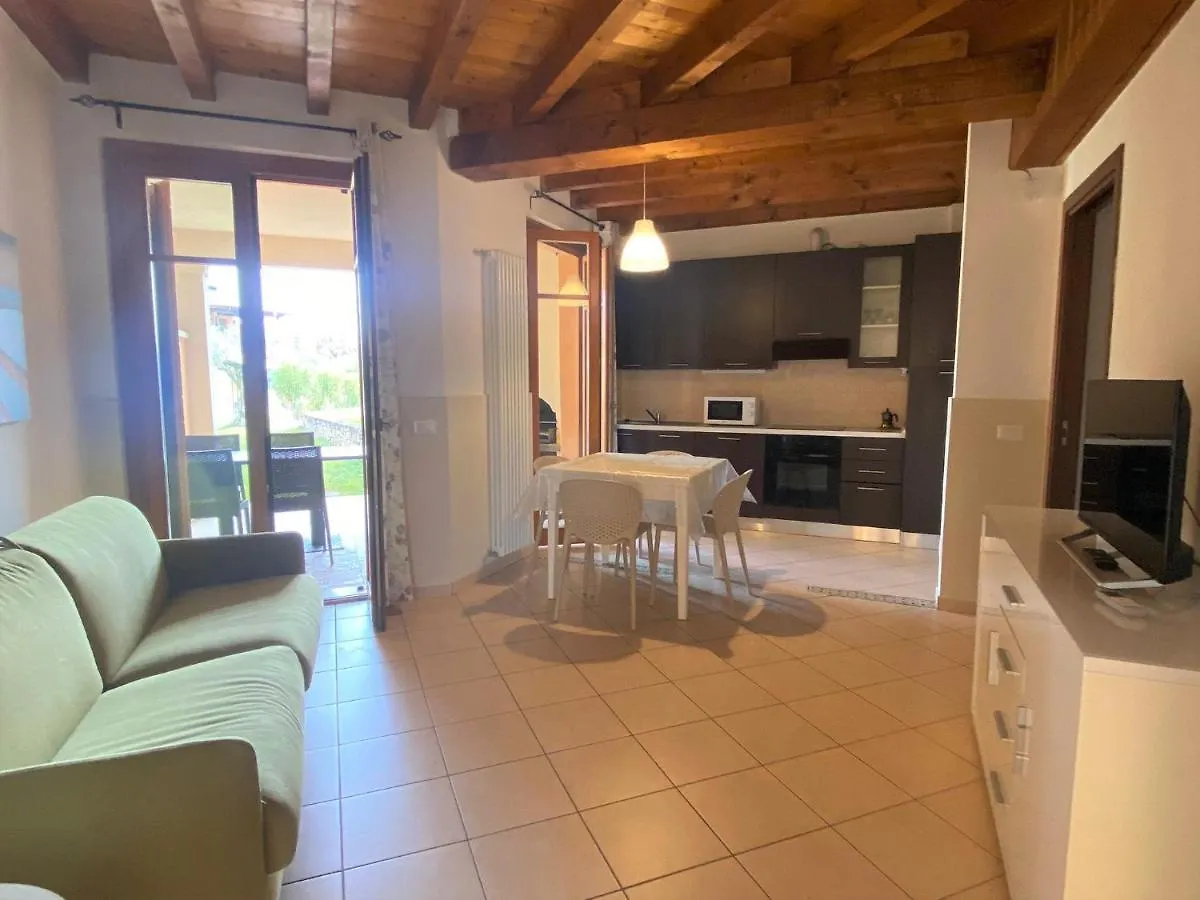 Luxury Apartments The Poet In Residence With Pool Manerba del Garda Italy